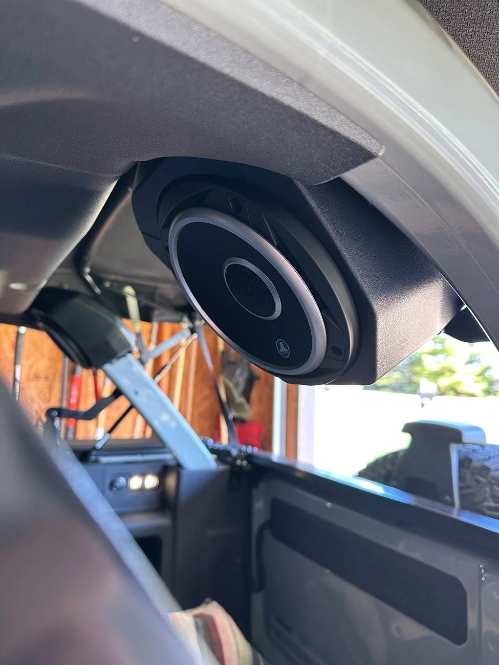 Ford Bronco IAG / Mabett vs SSV Speaker pods JLaudioSSVpods1