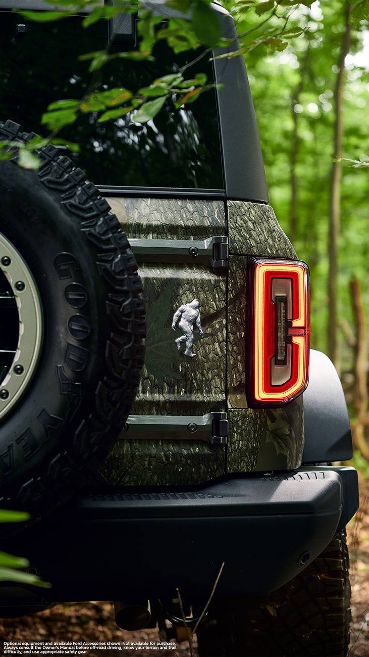 Ford Bronco Bronco Sasquatch Searcher Sweepstakes Begins FMBR1695000_Bronco_Sasquatch_PR_Image5_1080x1920_00