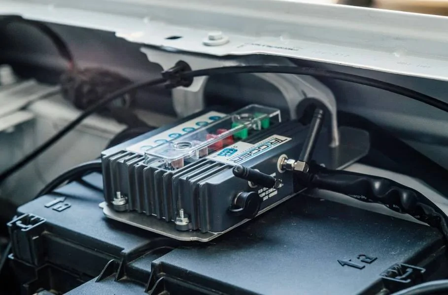 Ford Bronco Trigger Controllers: New from ORACLE Lighting ORACLE_Lighting_trigger-broncohood_910x600