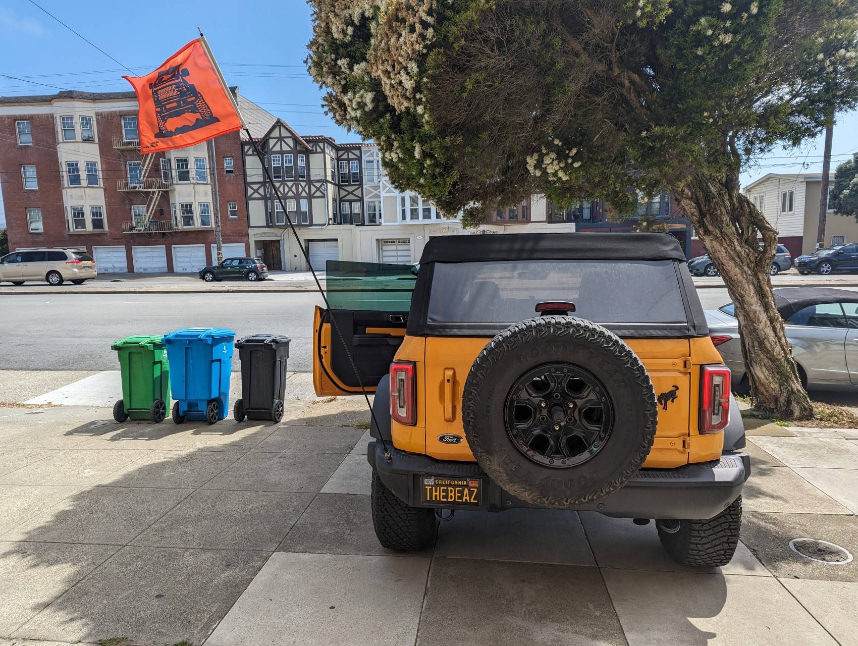 Ford Bronco Off roading flag mount recommendations? PXL_20230827_212701180.jpg_compressed.JPEG
