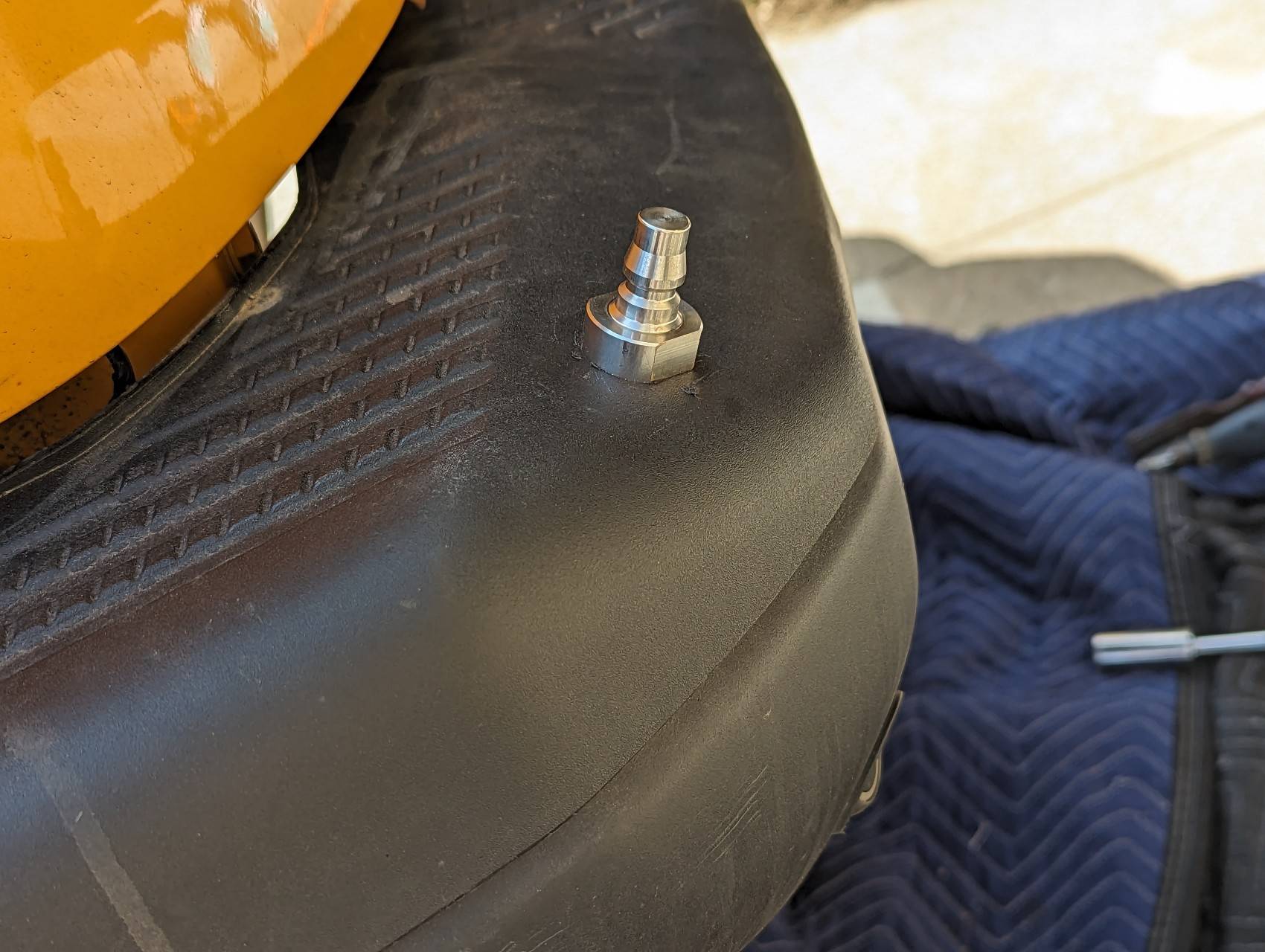 Ford Bronco Off roading flag mount recommendations? PXL_20230827_212622939.jpg_compressed.JPEG