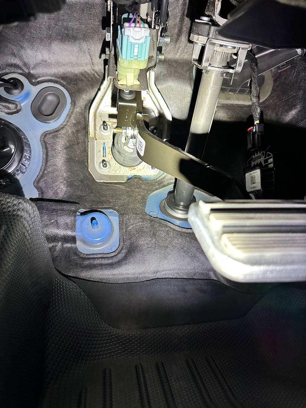 Ford Bronco Tail Light Flicker - PWM frequency adjustment IMG_3340.JPG