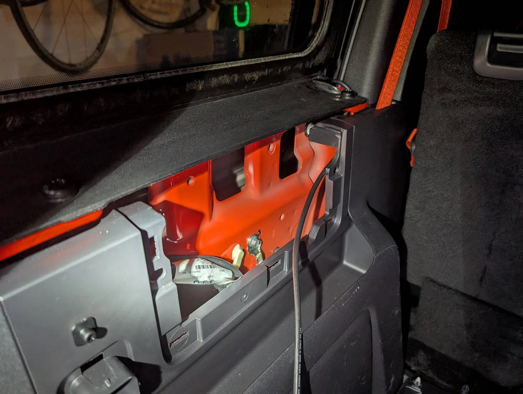 Ford Bronco Lightbar grounding PXL_20240930_204338988.MP