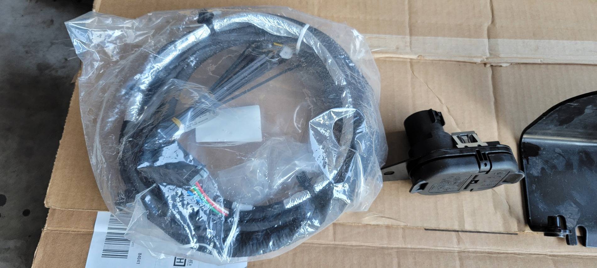 Ford Bronco OEM Tow Package Trailer Hitch/Wire Kit. $225 20240810_191504