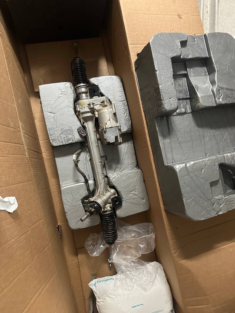 Ford Bronco Hoss 2.0 steering rack $250 IMG_4879