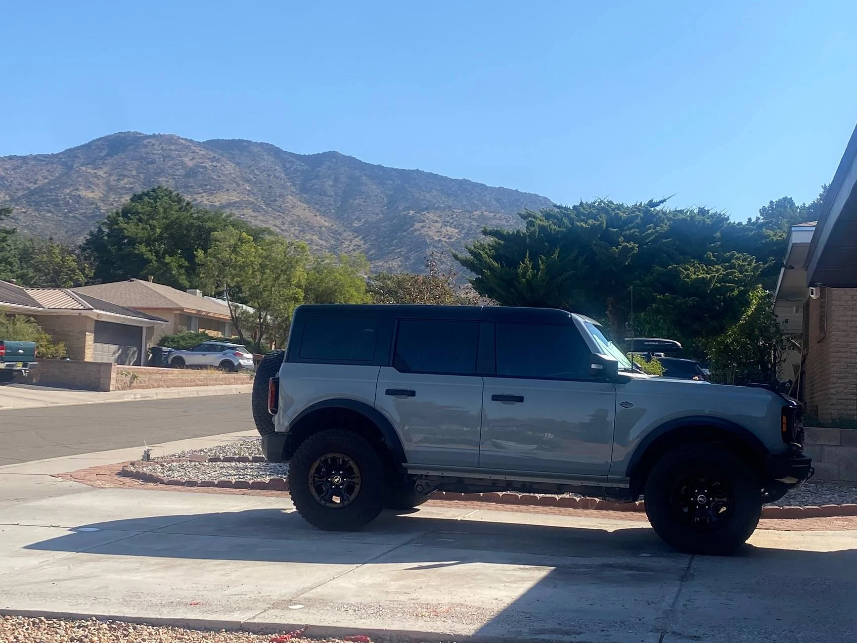Ford Bronco Take Your Bronco to Work Day OR Mix Business With Pleasure! 1C0A4DC9-EB91-44A8-83B9-B4008113614E