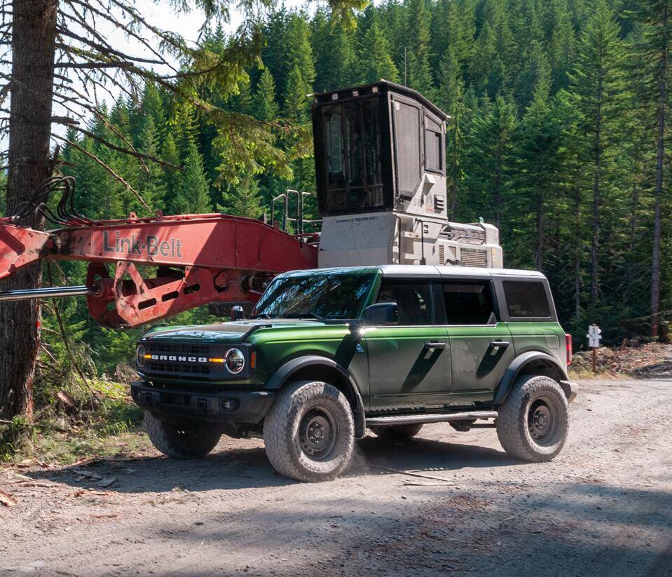 Ford Bronco 35" KO2s vs 33" KO3s or... 1728341335444-av