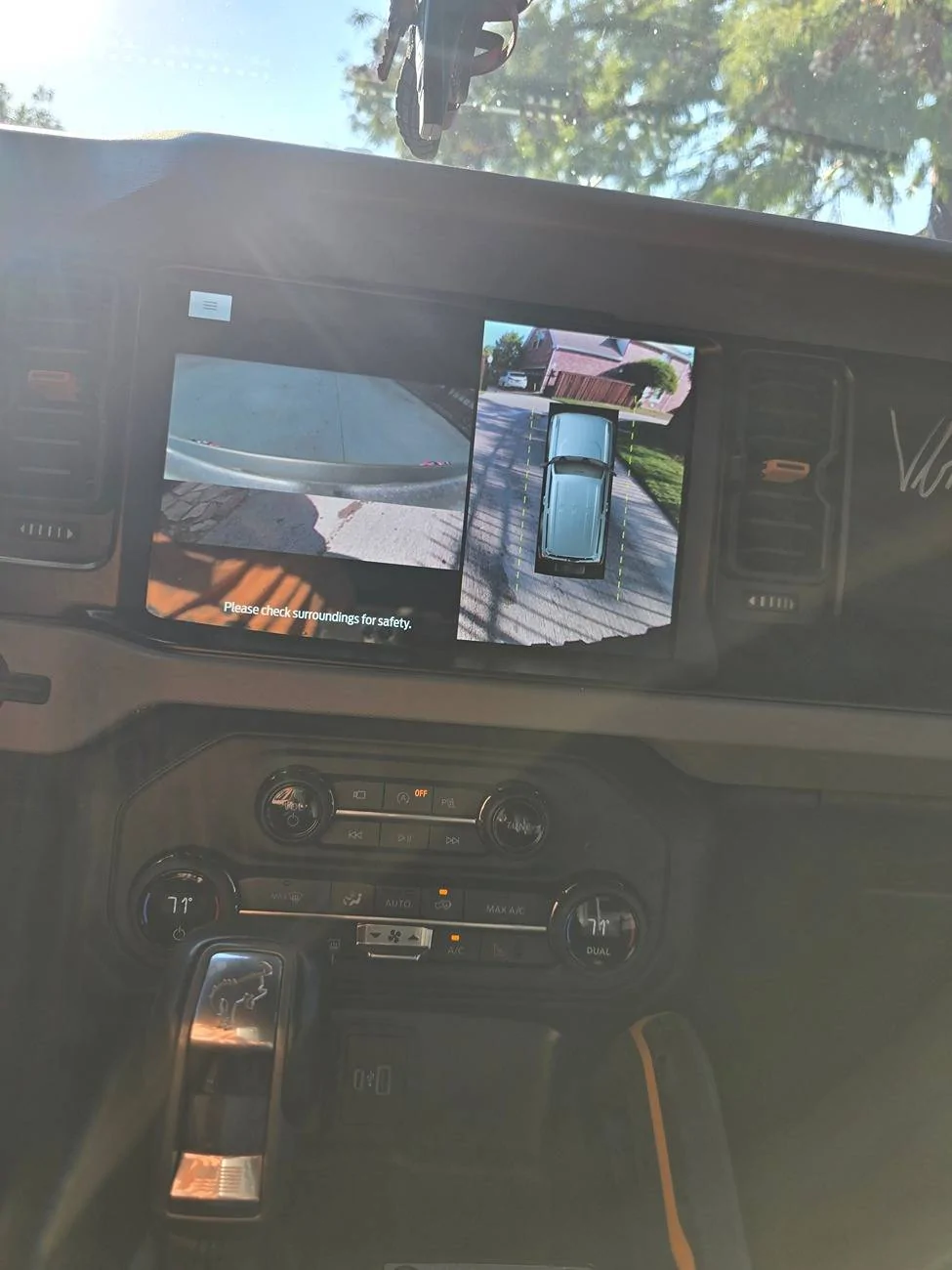 Ford Bronco It appears 360 cameras save images 20241007_164003