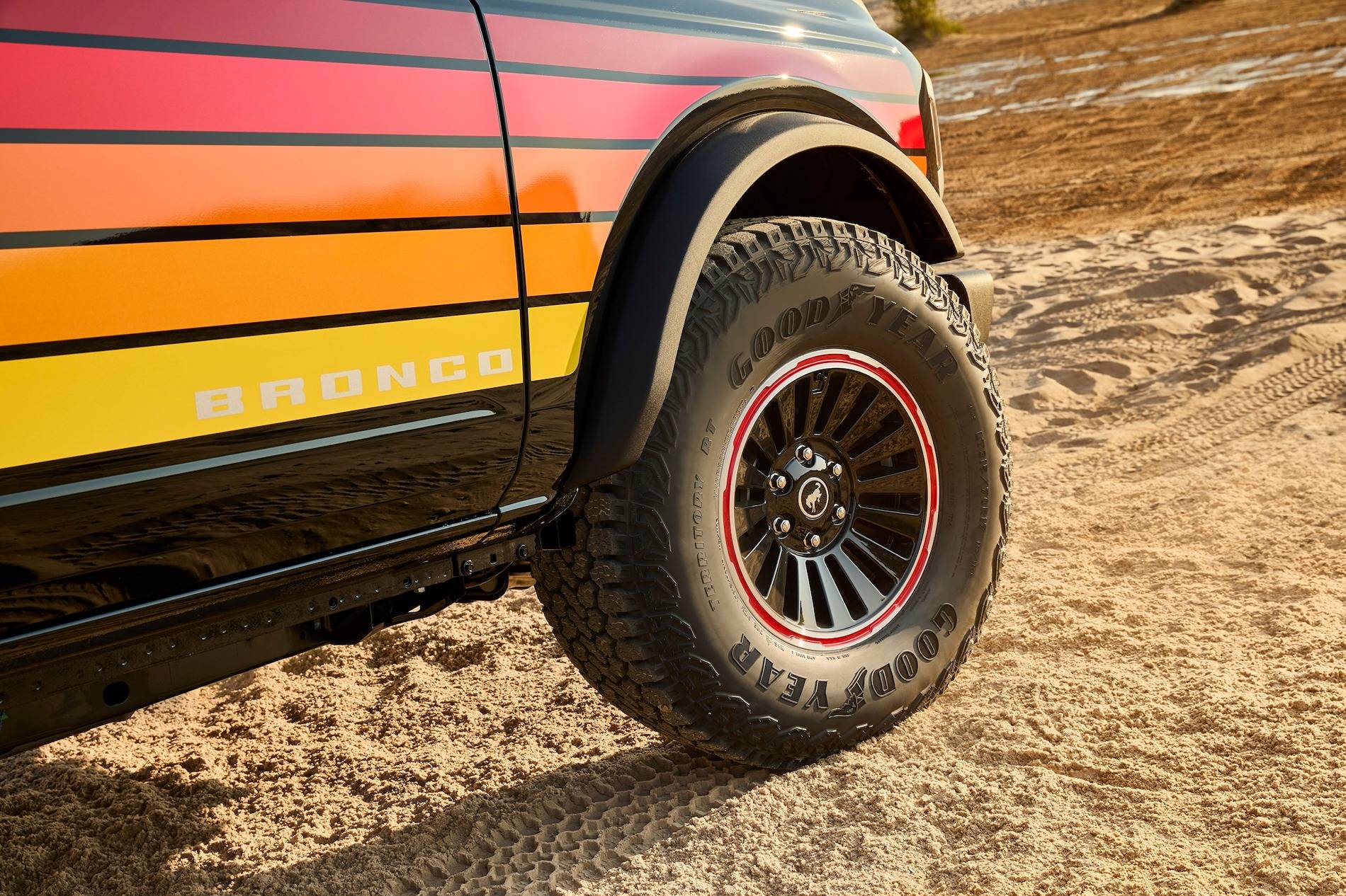 Ford Bronco Free Wheeling Package Debuts for 2025 Bronco 2025 Ford Bronco Free Wheeling_13