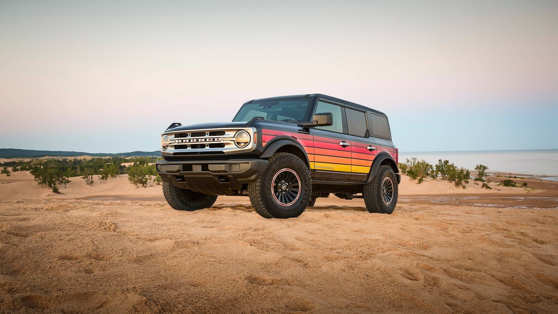 Ford Bronco Free Wheeling Package Debuts for 2025 Bronco 2025 Ford Bronco Free Wheeling_02