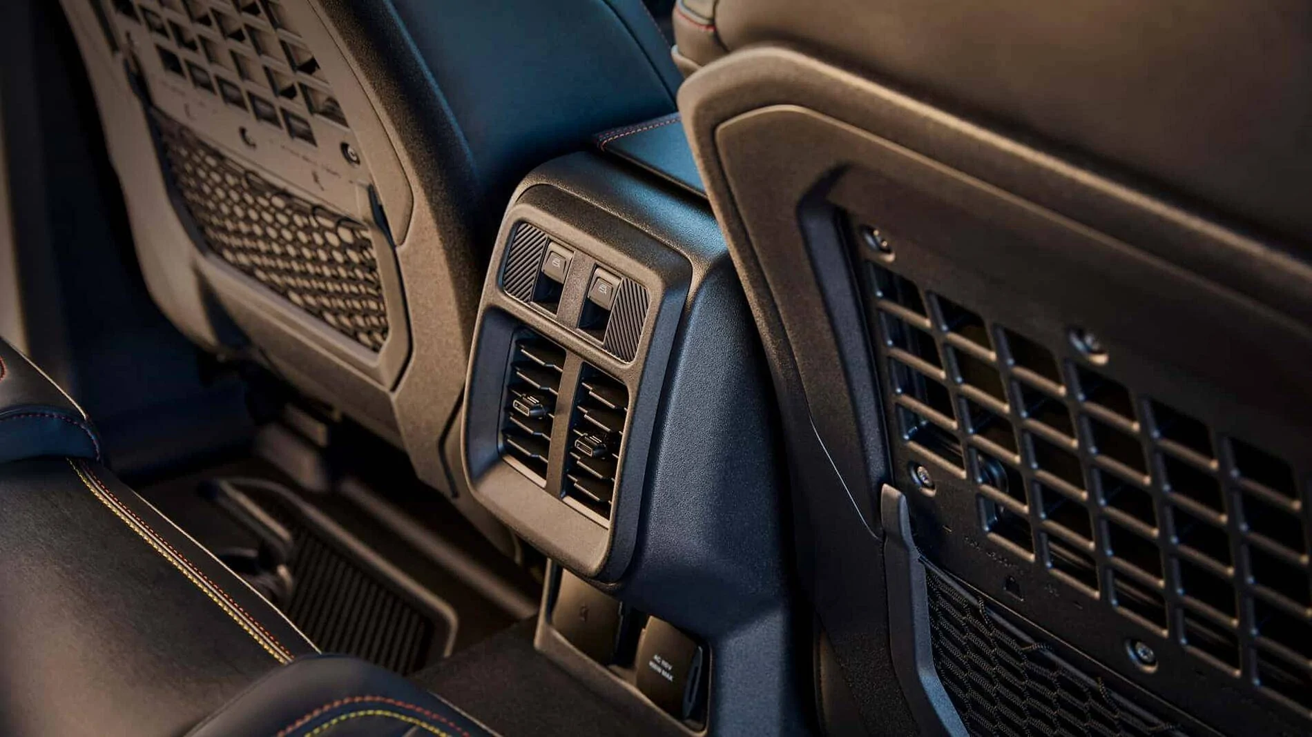 Ford Bronco Free Wheeling Package Debuts for 2025 Bronco 1728391955731-v