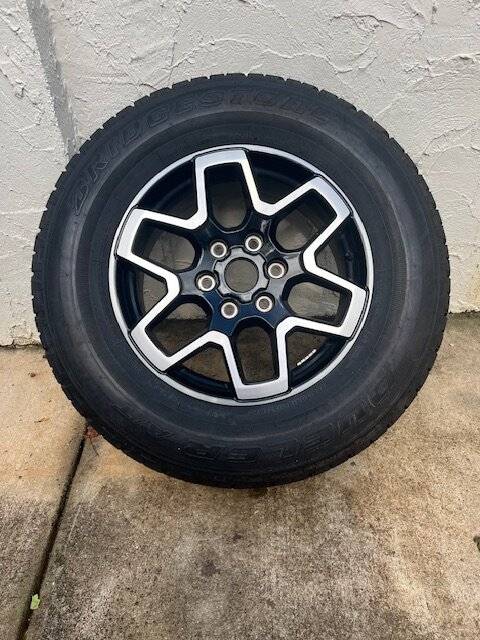 Ford Bronco Outer Banks Wheels + Tires $500 OBO IMG_6274