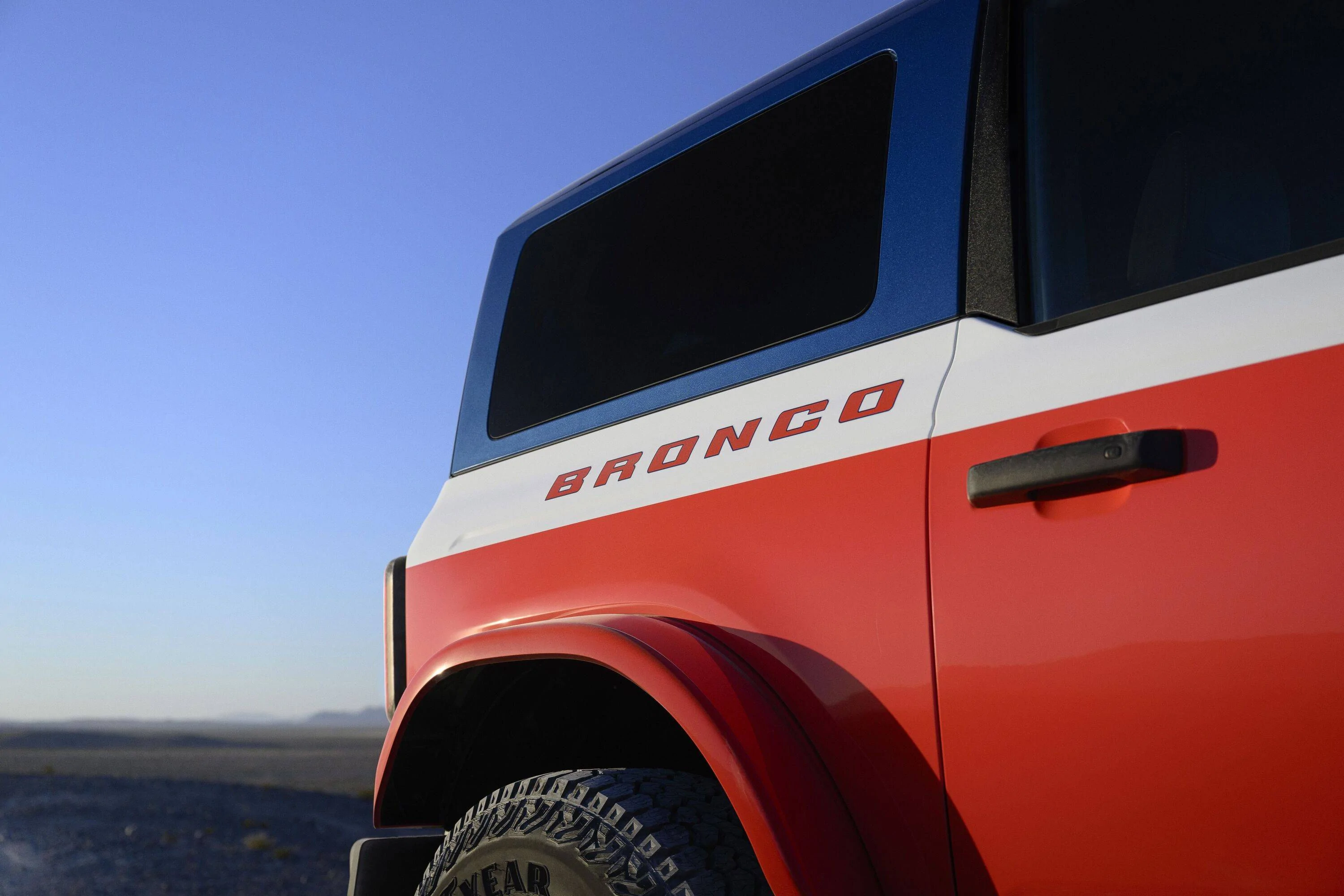 Ford Bronco 2025 Bronco Stroppe Special Edition Debuts in January 2025 Honoring the Original Baja Bronco! 2025-bronco-stroppe-special-edition_21-4096x2731