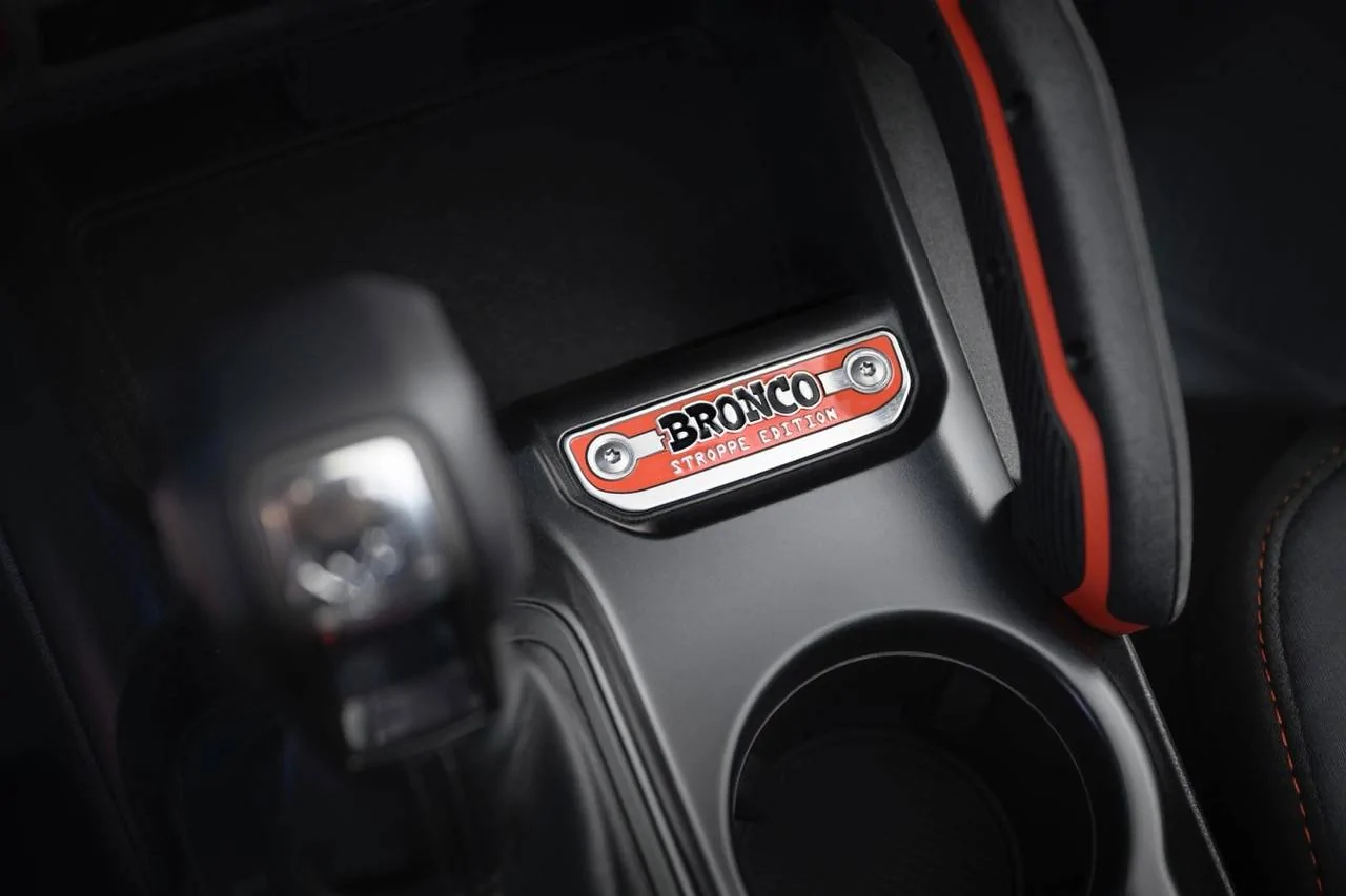 Ford Bronco 2025 Bronco Stroppe Special Edition Debuts in January 2025 Honoring the Original Baja Bronco! 2025-bronco-stroppe-special-edition_17-3298x2199 Larg