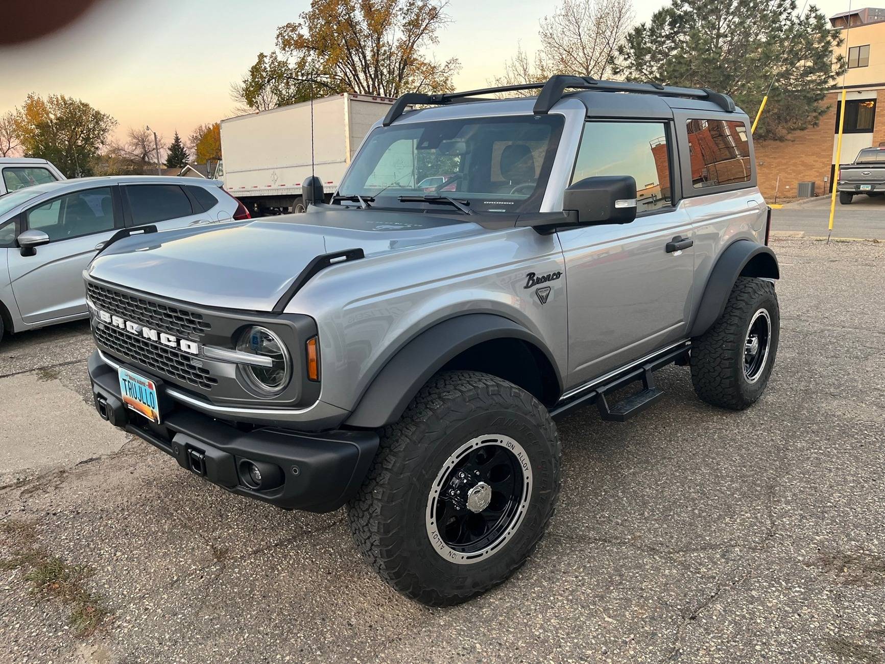 Ford Bronco 33s on Sasquatch, anyone? badlands on 33s