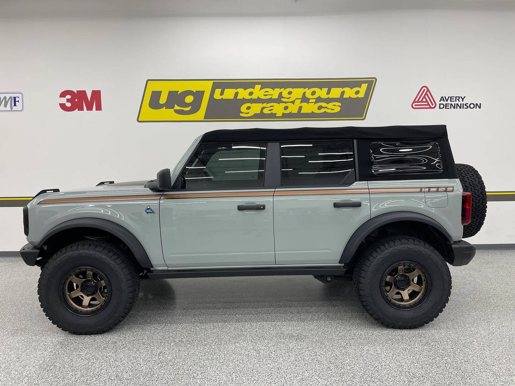 Ford Bronco Bronze wheels for white BD IMG_5453_1866x1400
