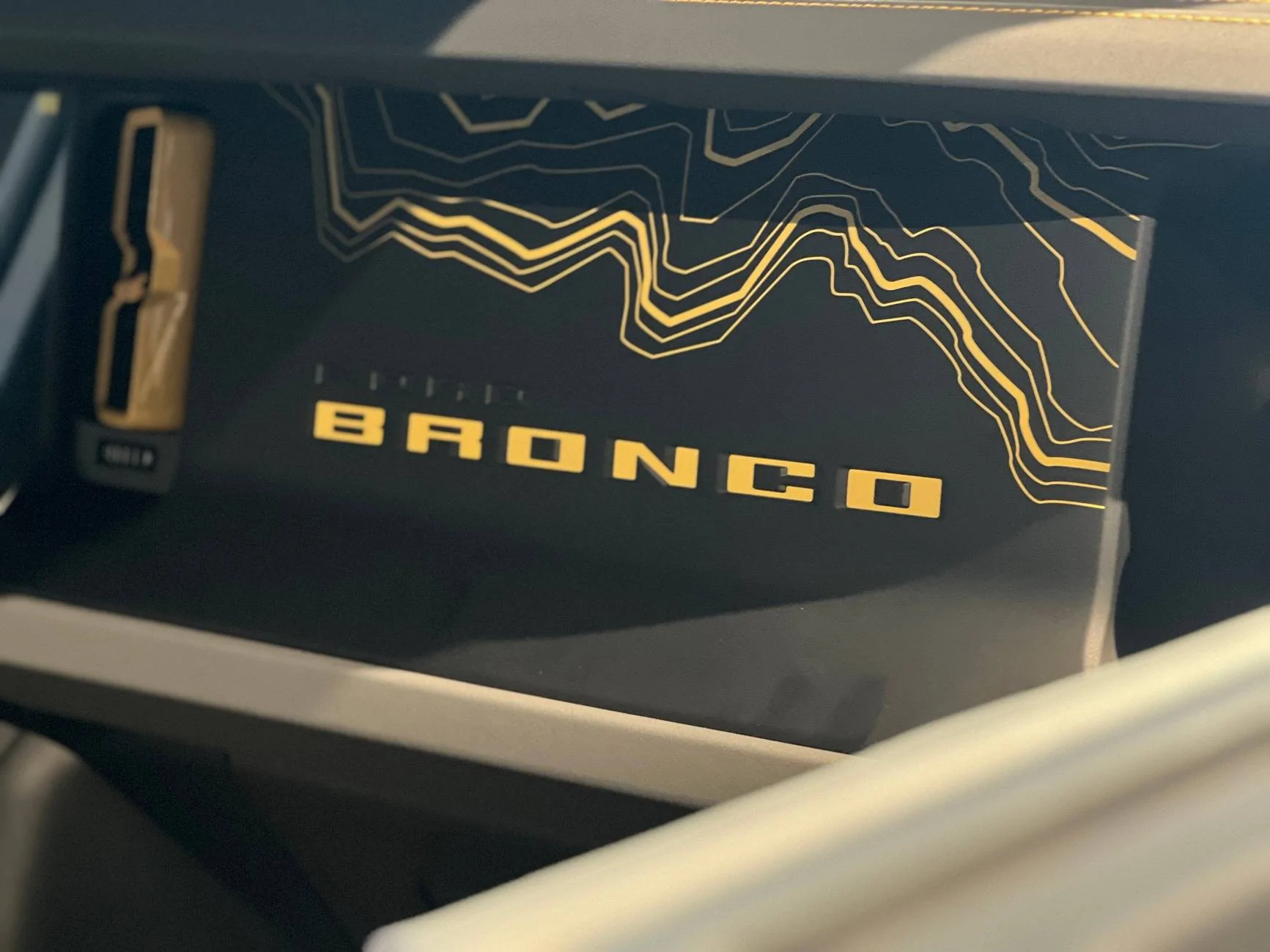 Ford Bronco Hello!!! Bronco Badlands from China IMG_0873