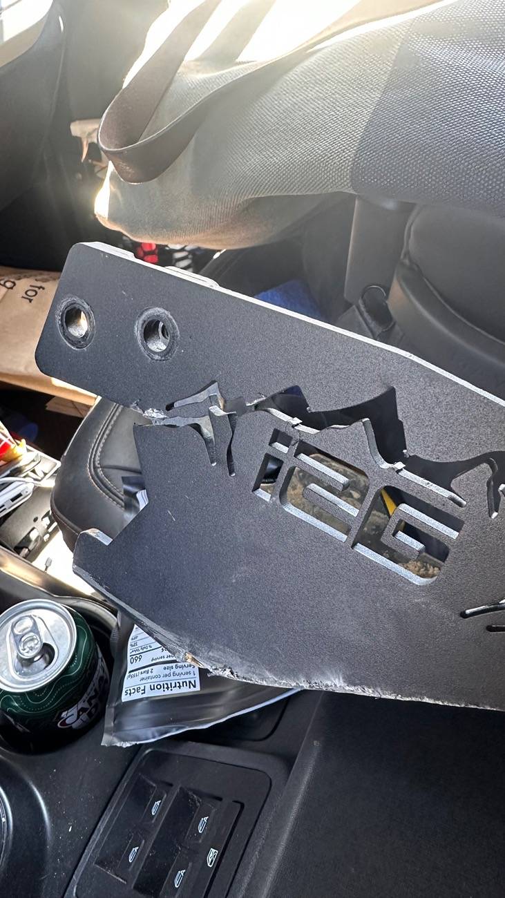 Ford Bronco Skid plate for rear lower trailing control arm IMG_4390