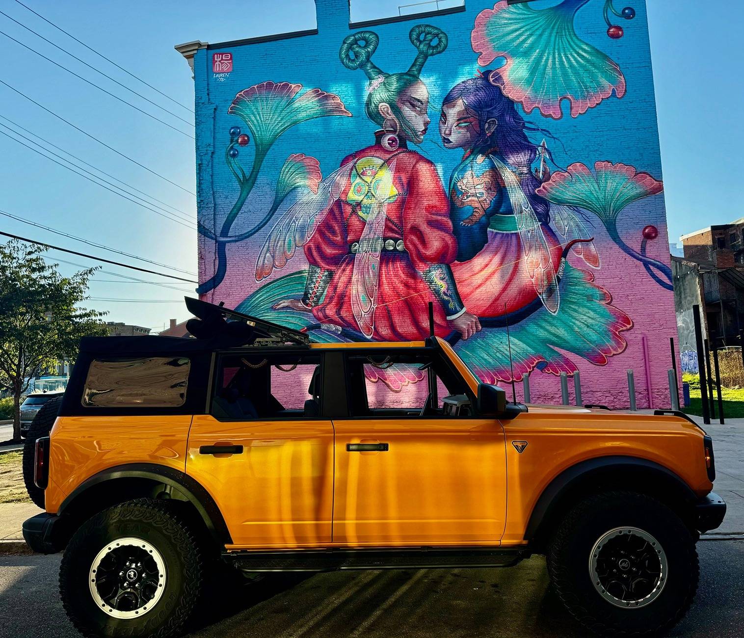 Ford Bronco Mural Monday! blink 2