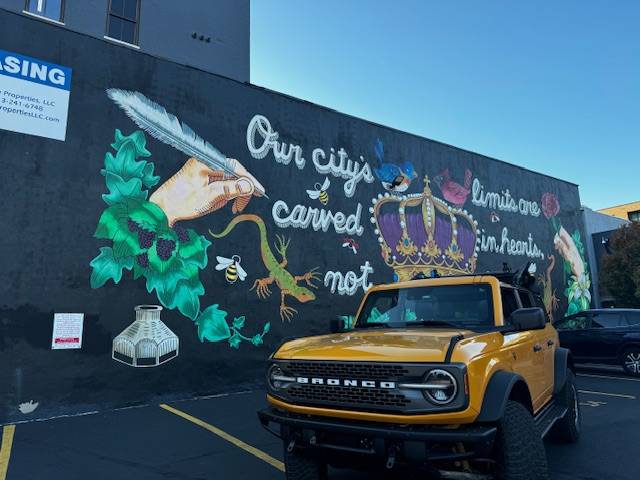 Ford Bronco Mural Monday! blink 5