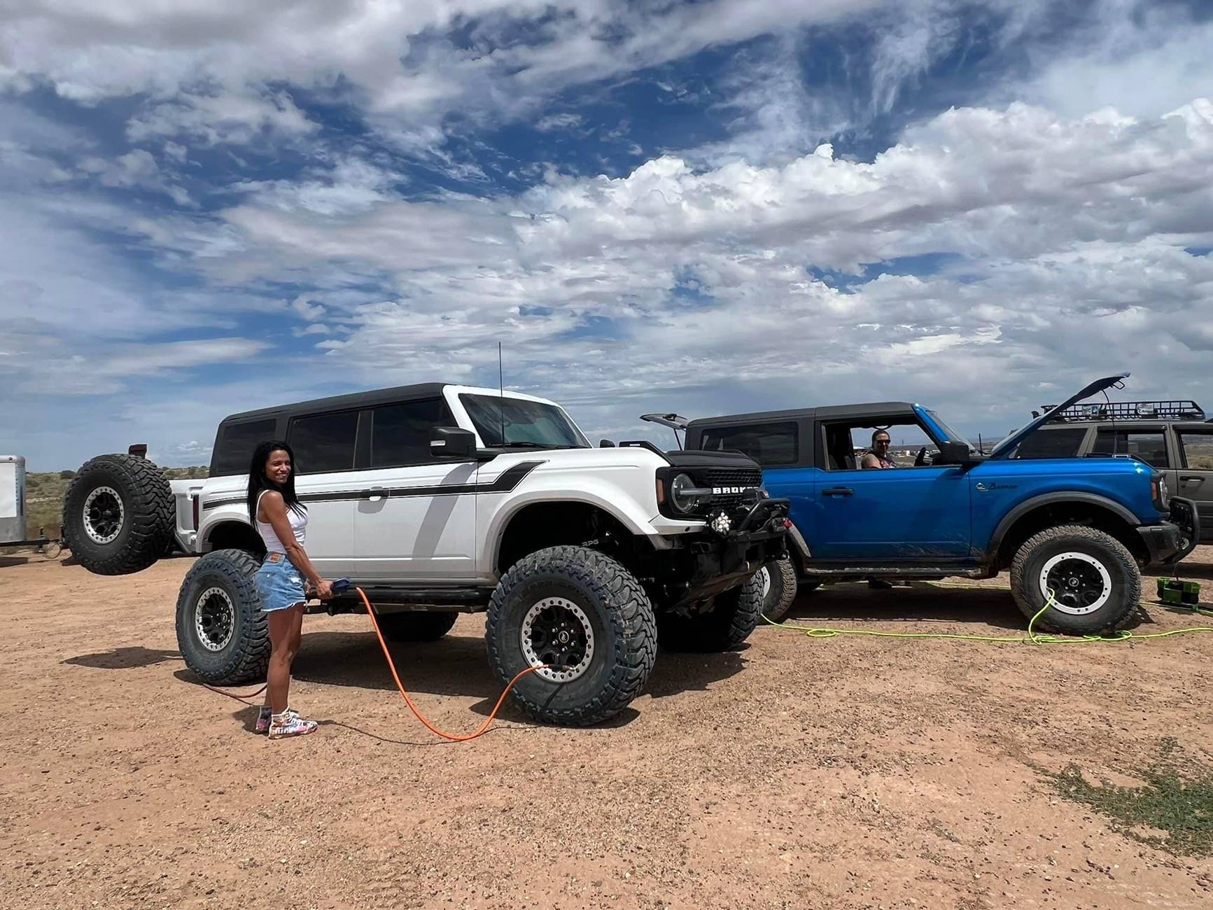 Ford Bronco Auxiliary air IMG_2747