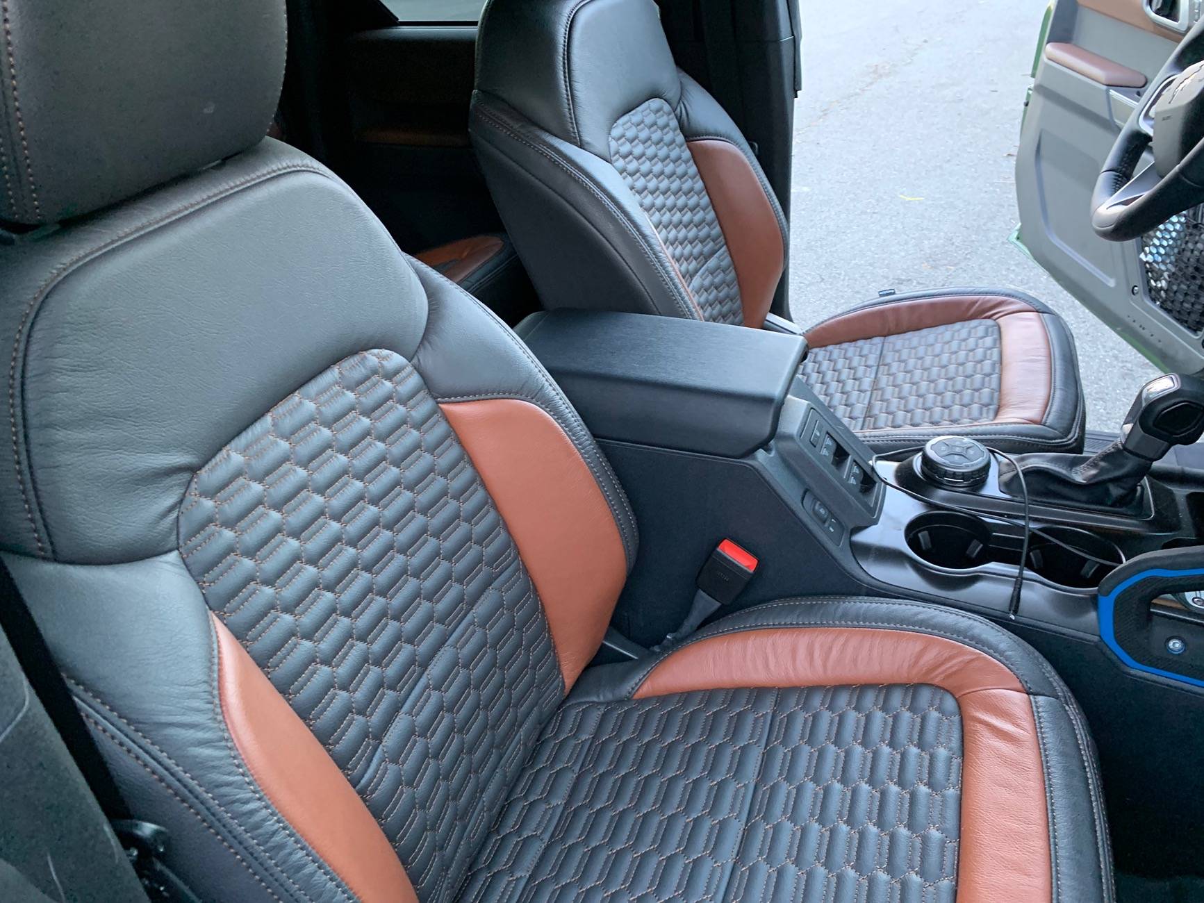 Ford Bronco Seat Upgrade - Orange Katzkin? IMG_6010