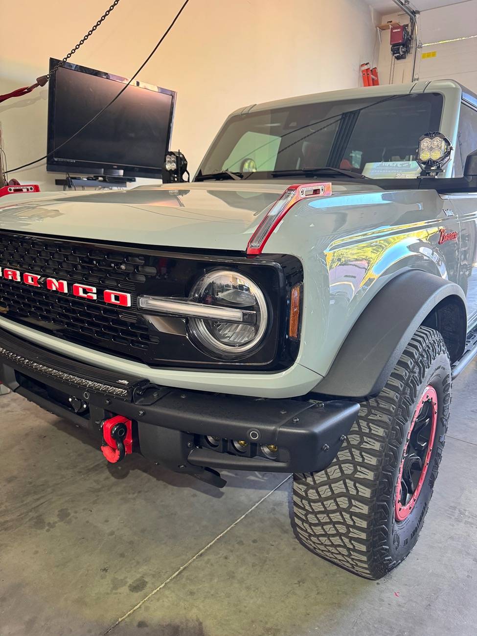 Ford Bronco Marker Lights & Turn Signal IMG_5416