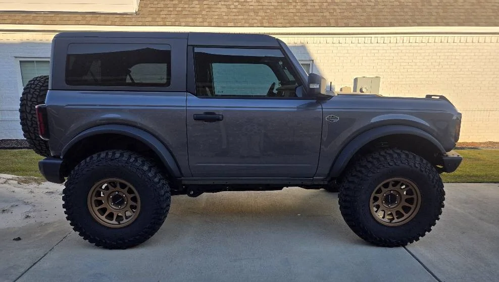Ford Bronco JKS Max Tire Kit? RSS11 24WT