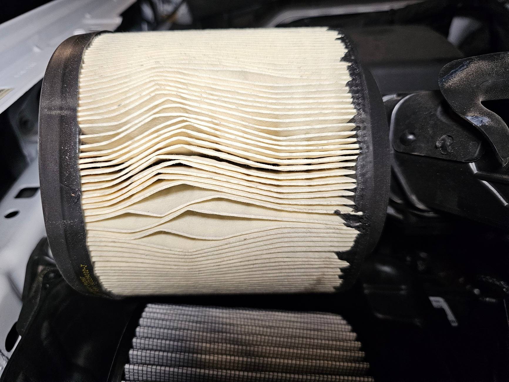 Ford Bronco Mishimoto dry (cleanable) air filter 20241025_070827