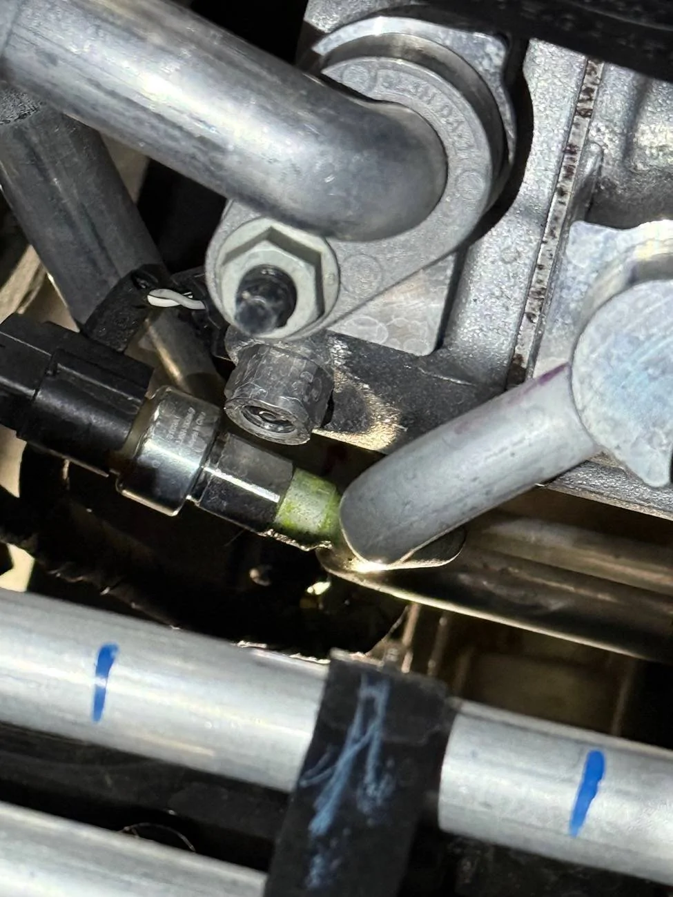 Ford Bronco AC clutch cycling switch leak IMG_6433