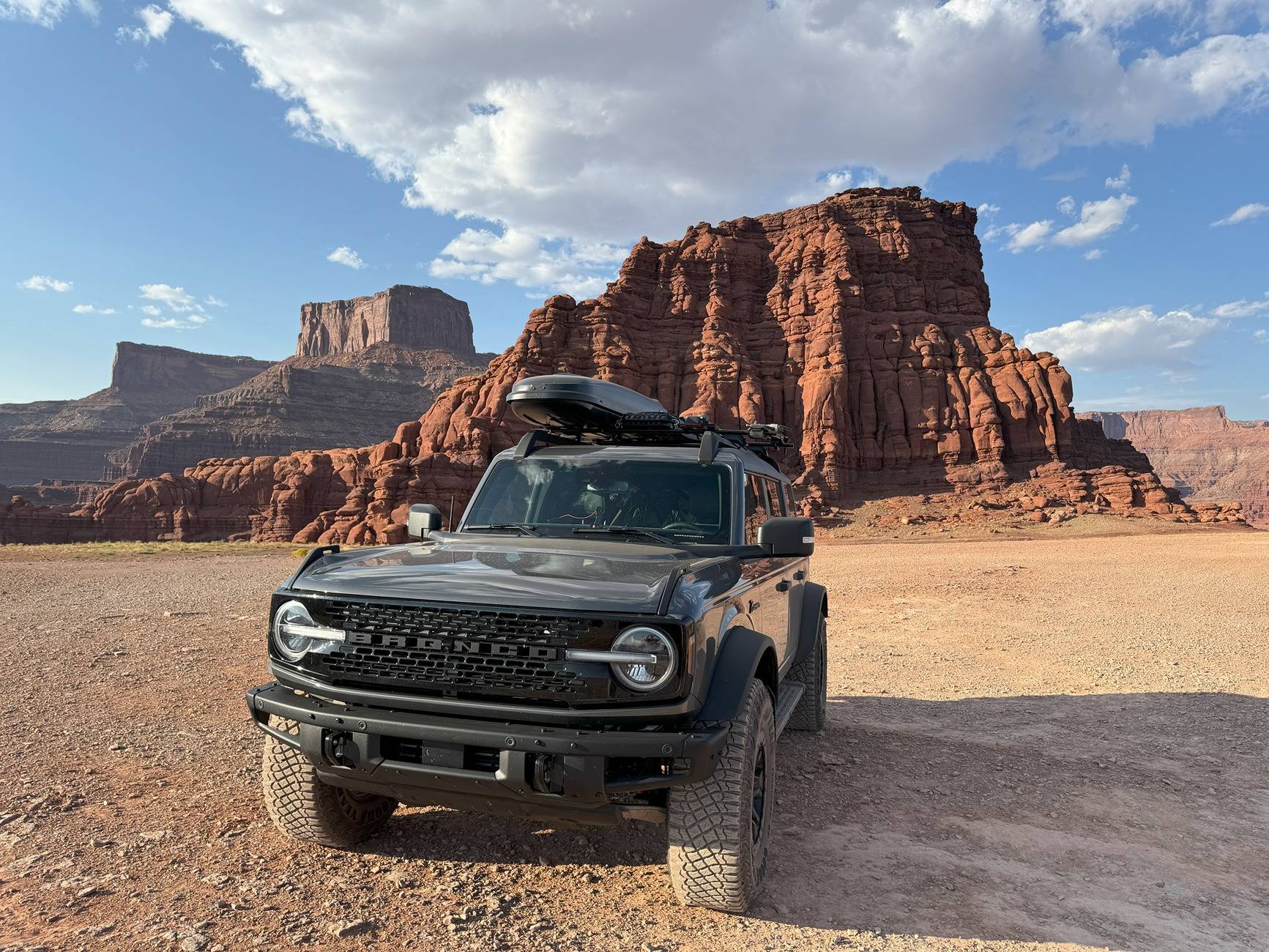 Ford Bronco Kicked off 3wk/5800mi Bronco trek with the Moab Off-Roadeo!  UT, NV, CA, CO 2024-09-08_17-00-00_103a