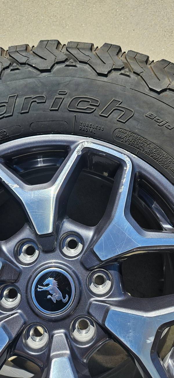 Ford Bronco Badlands non-Sas takeoffs $300 20241027_122415