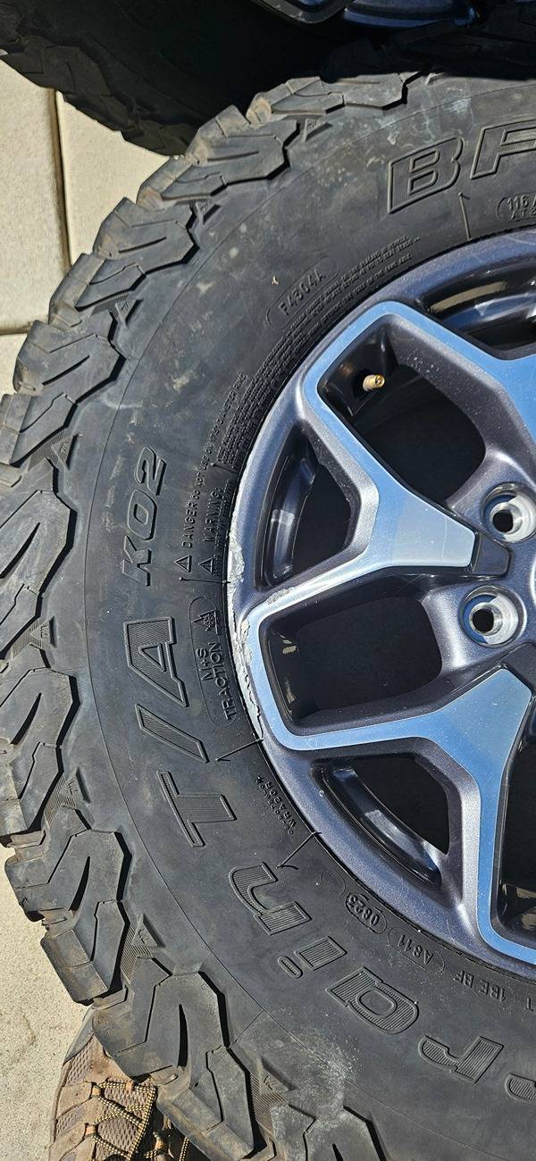 Ford Bronco Badlands non-Sas takeoffs $300 20241027_122357