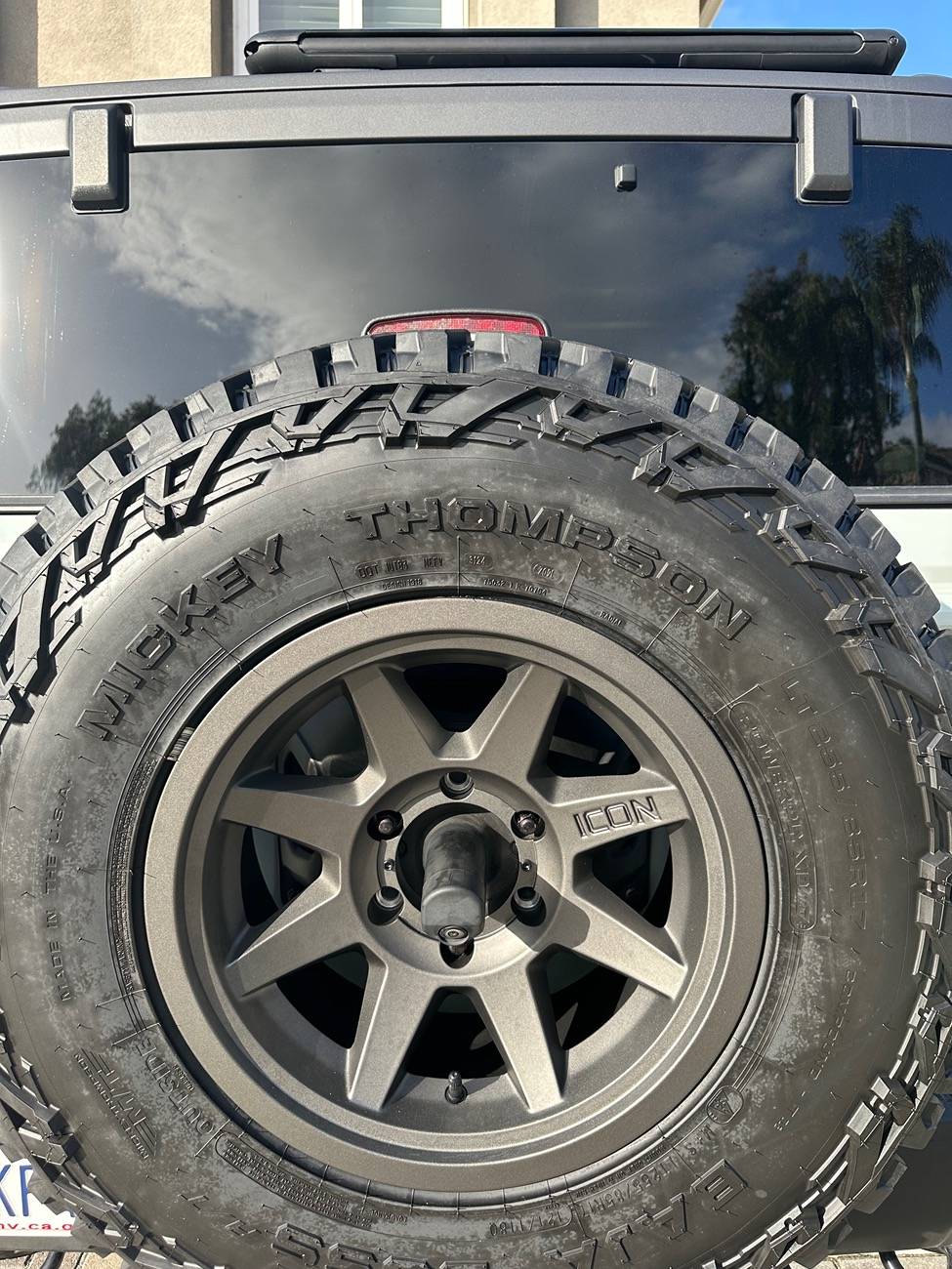 Ford Bronco Charcoal wheels match MIC top IMG_5095
