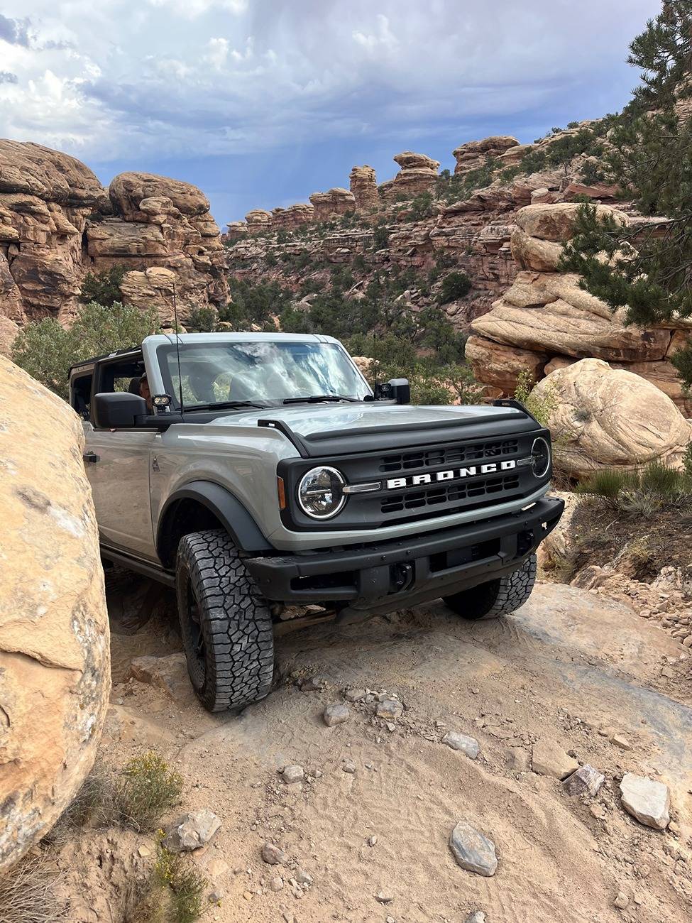 Ford Bronco Out in Nature Pictures with your Bronco Needles 23
