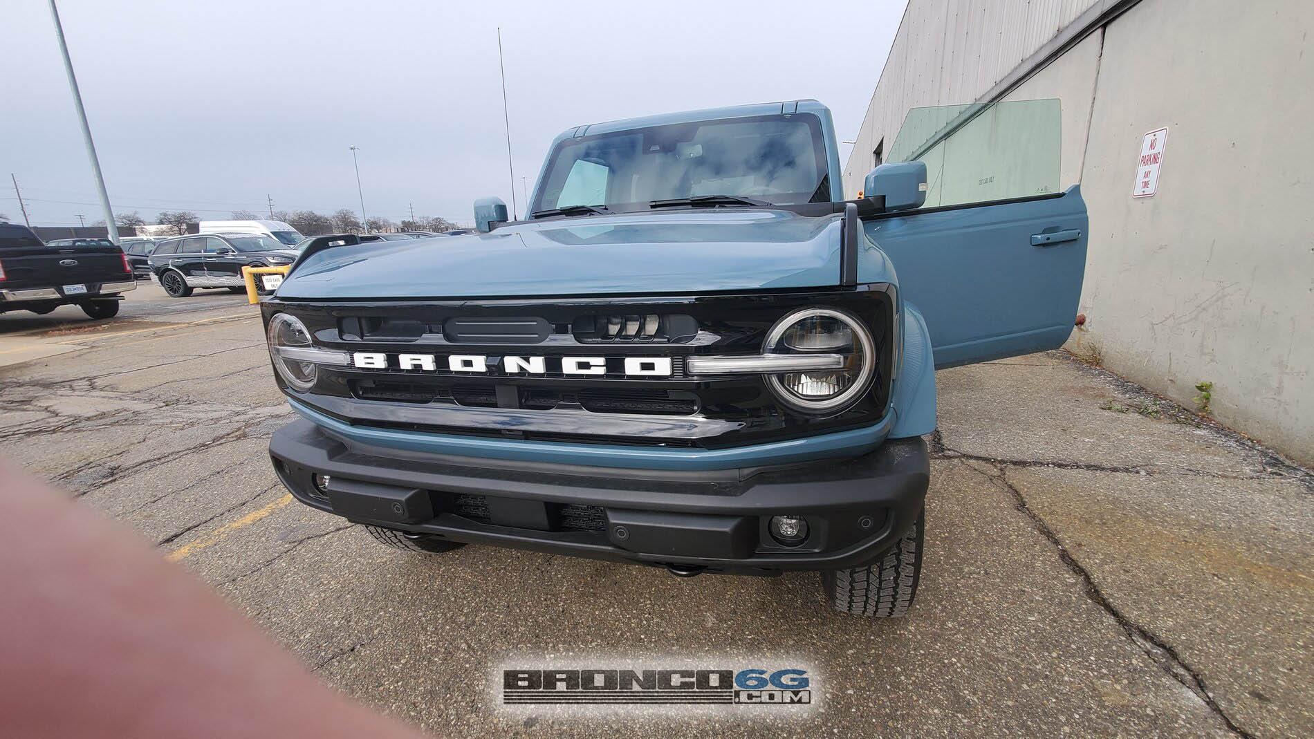 Ford Bronco Area 51 Outer Banks Bronco 2 Door Pics Bronco Area 51 Outer Banks 9