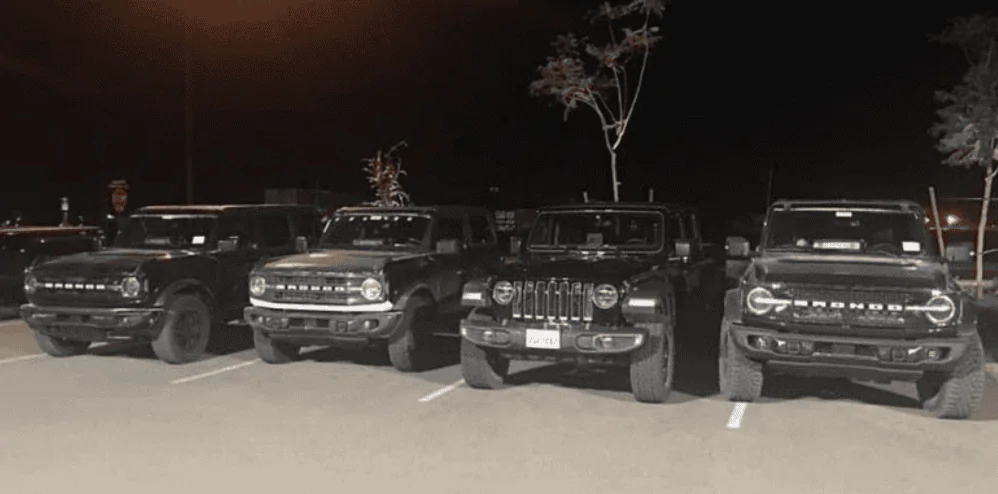 Ford Bronco ? A few Broncos resting after a long days work! 1607521511912