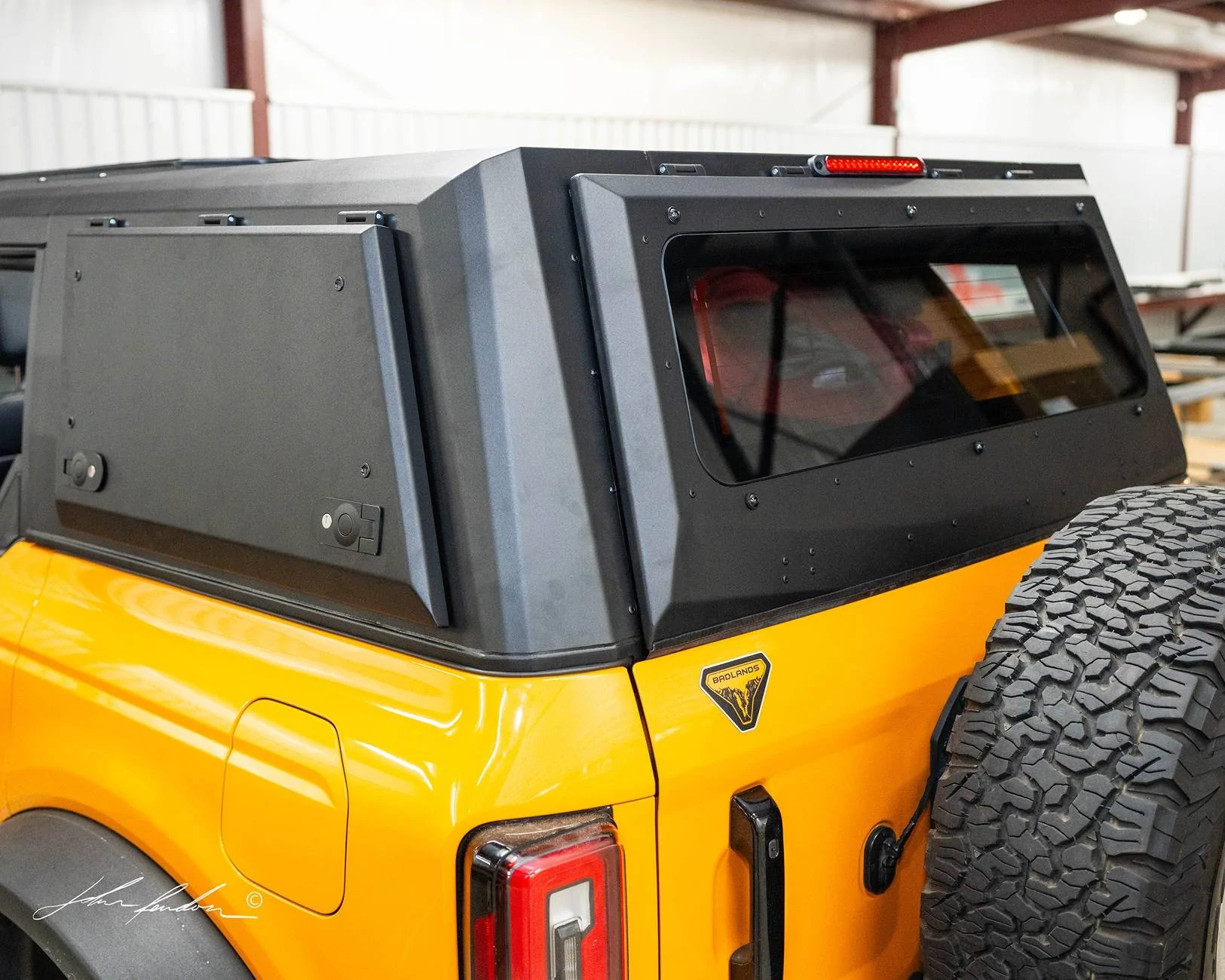 Ford Bronco Armadillo Designs Squareback Aluminum Hardtop DSC00409