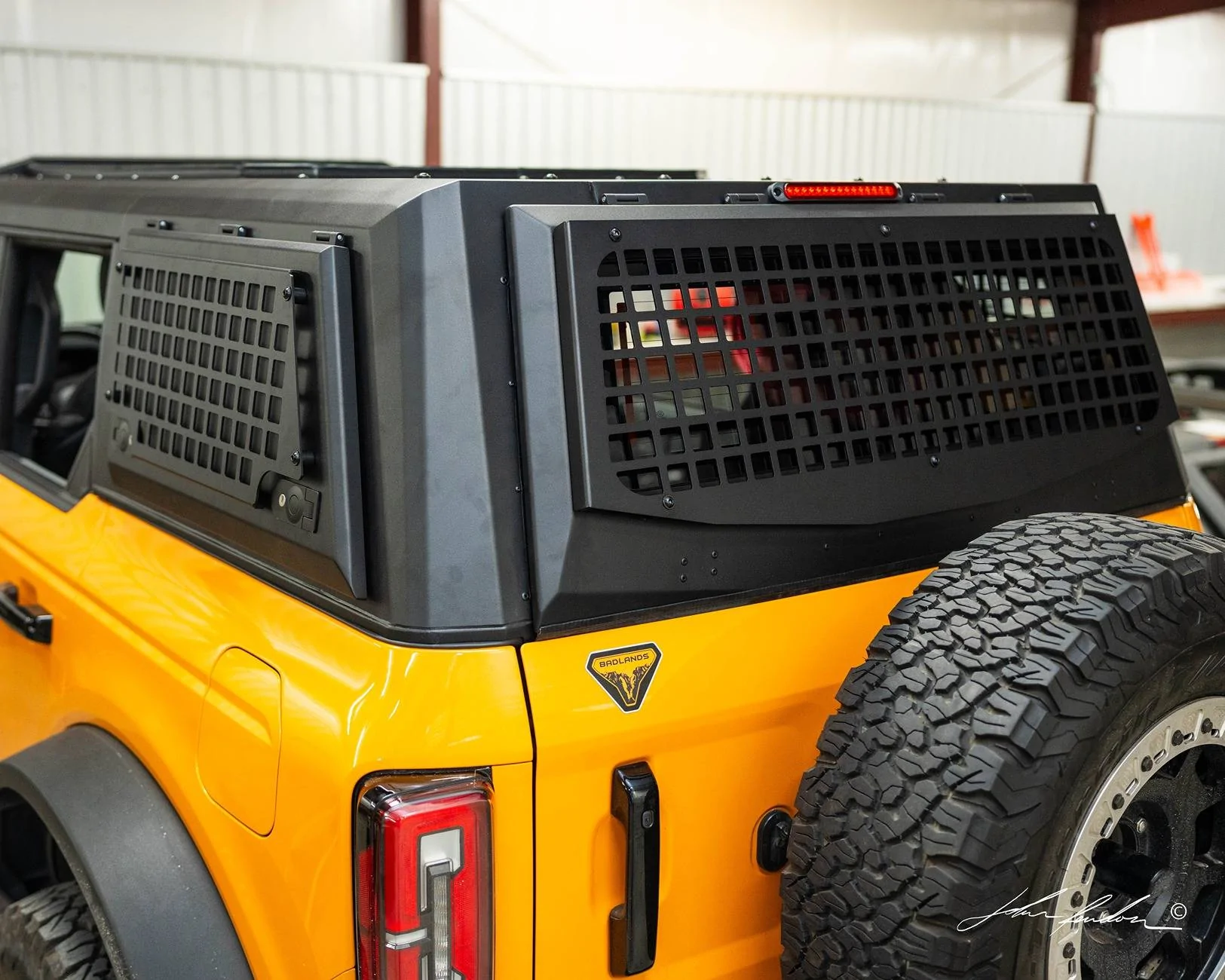 Ford Bronco Armadillo Designs Squareback Aluminum Hardtop DSC00452-3
