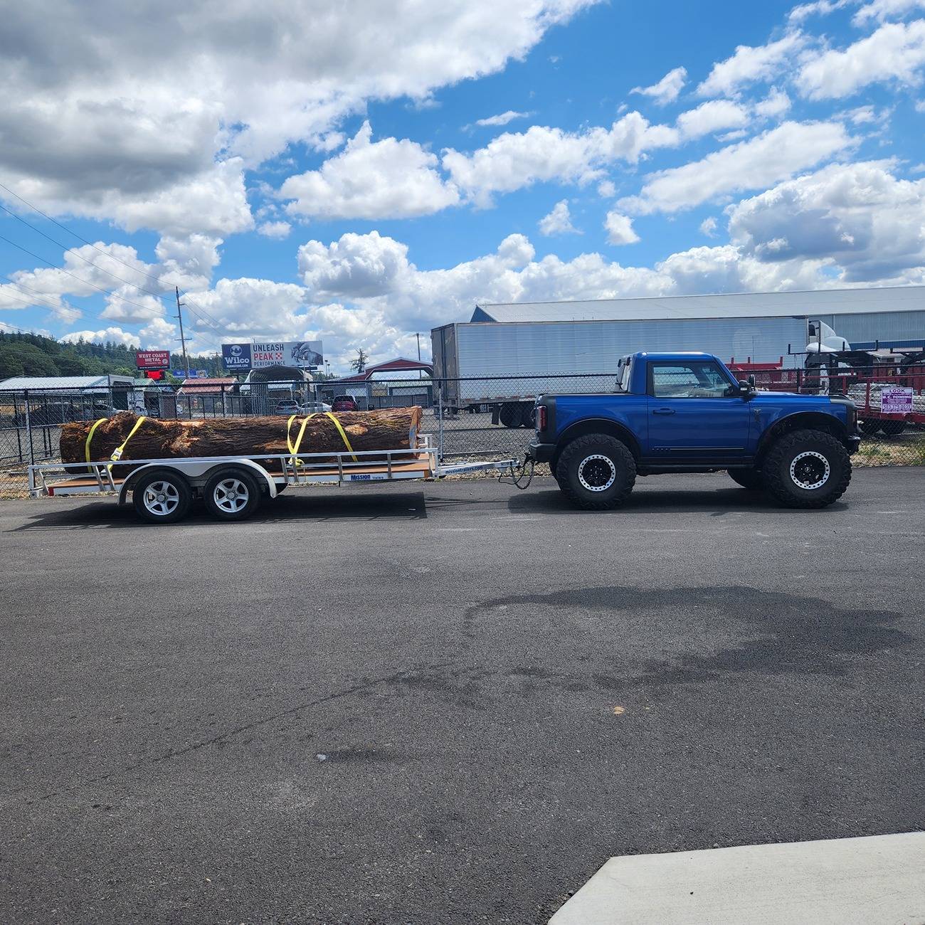 Ford Bronco Need trailer suggestions for towing can-am 20240701_121925