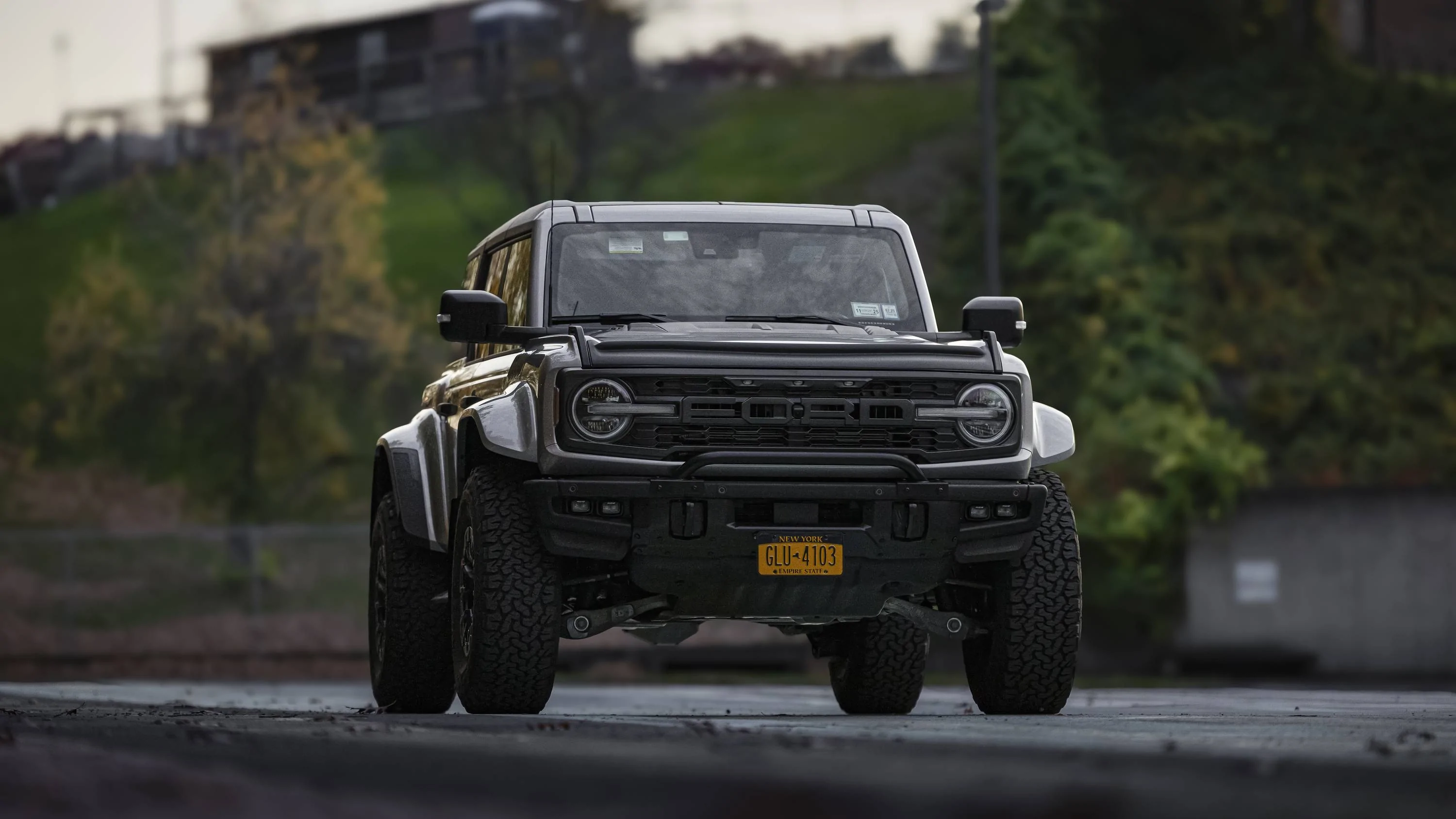 Ford Bronco ICONIC SILVER Bronco Club 5P1A2091%20copy%202-4K