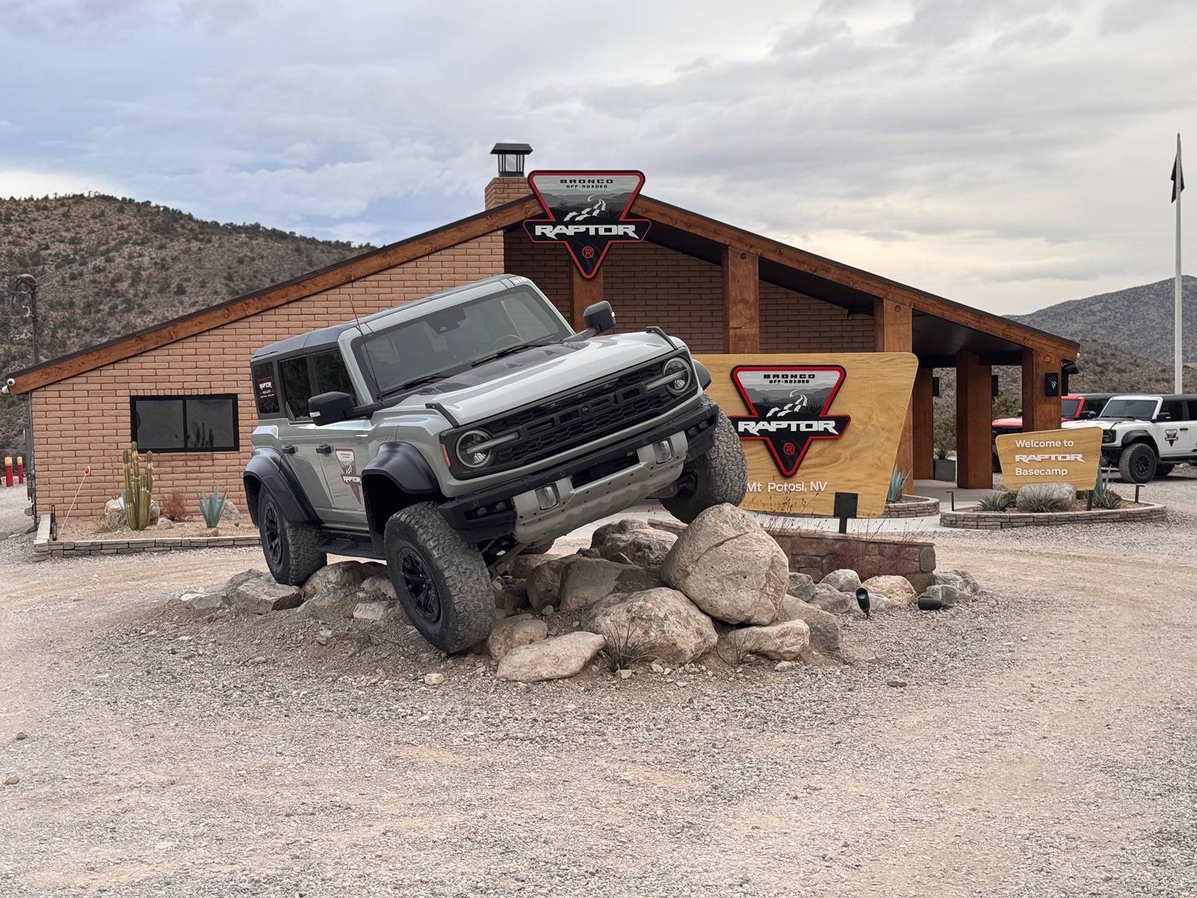 Ford Bronco Bronco Raptor Off-Rodeo Report (November 2024) IMG_4788