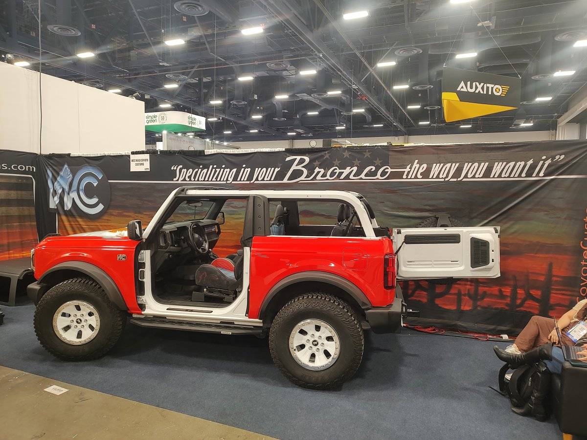 Ford Bronco Coyote V8 Bronco 6G at SEMA IMG_20241104_164417489
