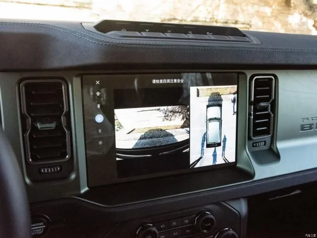 Ford Bronco 2025 Bronco Announced: New Standard Equipment, 12" Gauge Cluster, Rear Air Vents on 4-Door, Sound Insulation, Factory Matte Clear Film 50128895