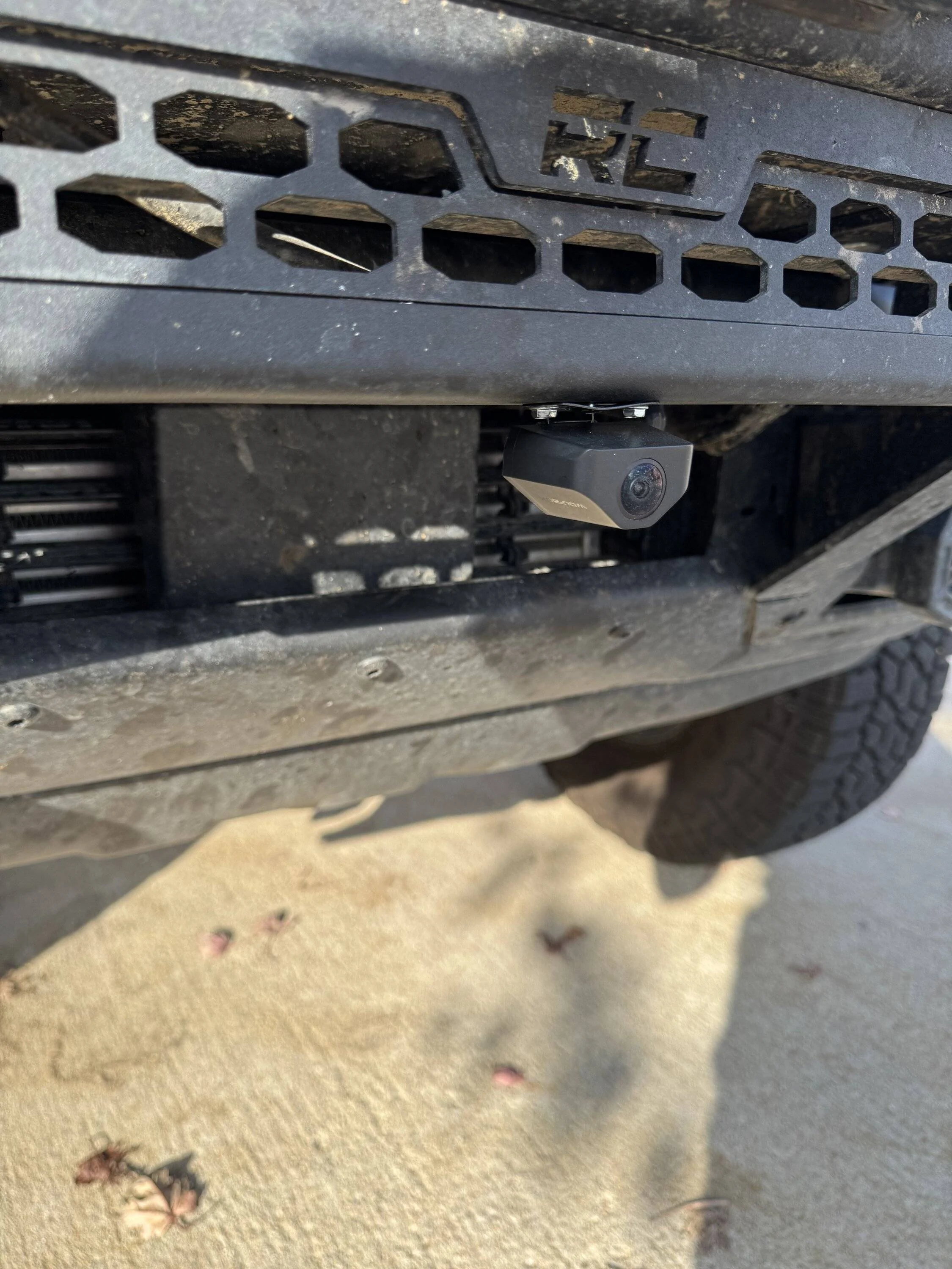 Ford Bronco Wolfbox G900 Pro DashCam with the rear camera installed as a Front Trail camera. IMG_1032