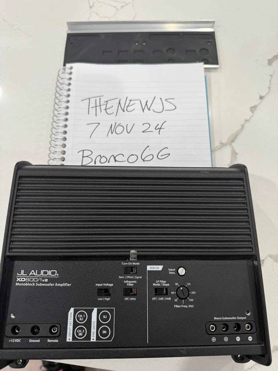 Ford Bronco JL AUDIO XD600/1v2 $400 IMG_0122