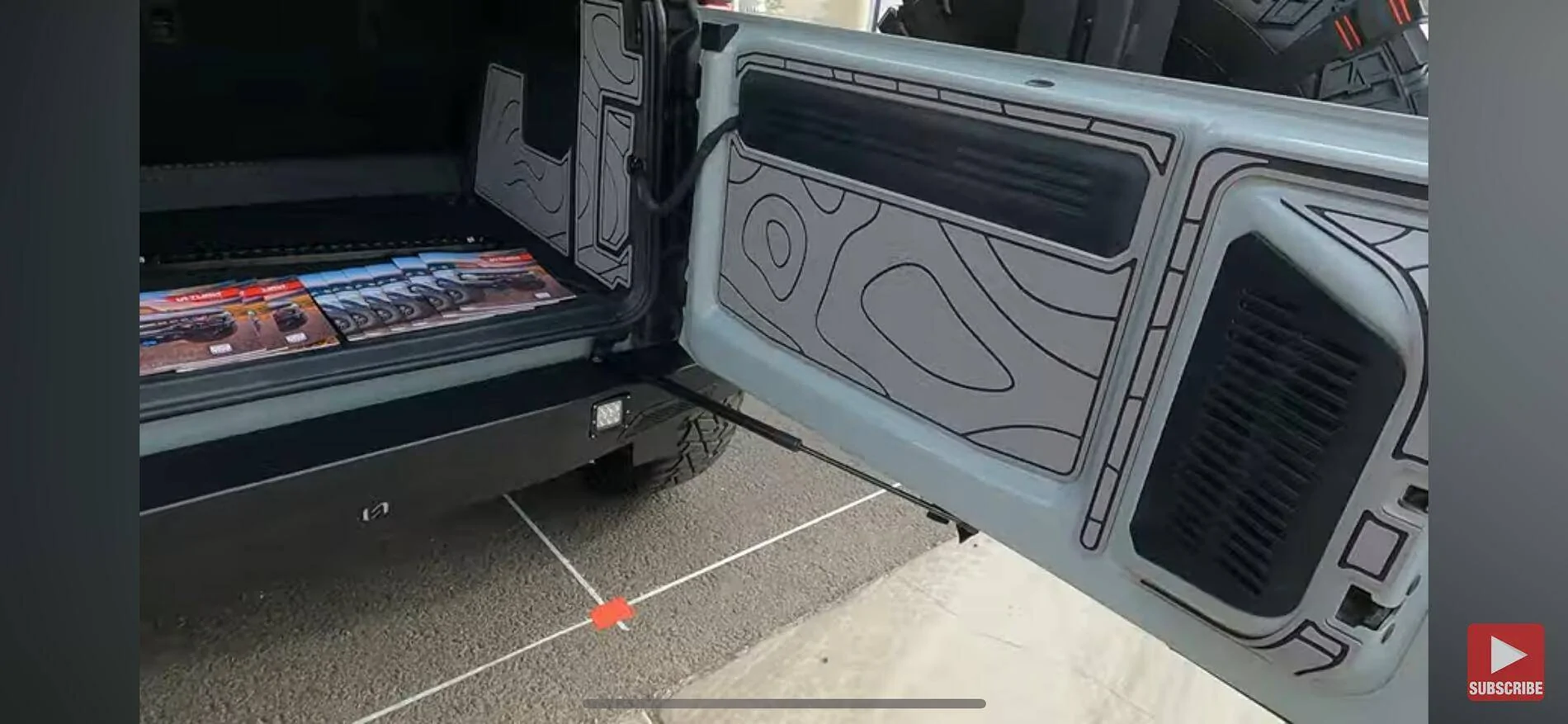 Ford Bronco Interior Tailgate Protection - Turn Offroad SEMA Bronco IMG_0151