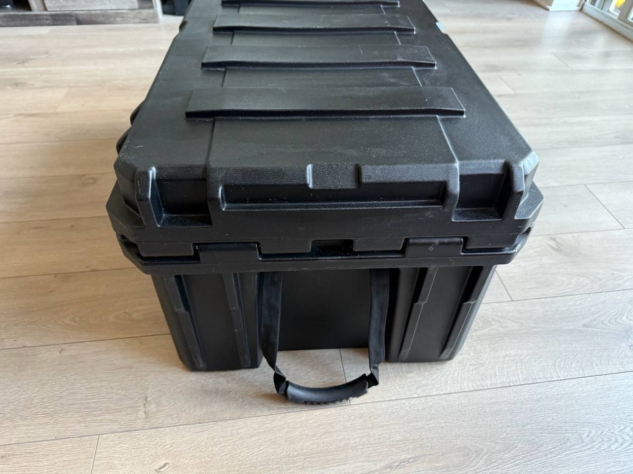 Ford Bronco Roam Rugged Case 105L - Includes Lid Organizer IMG_7254