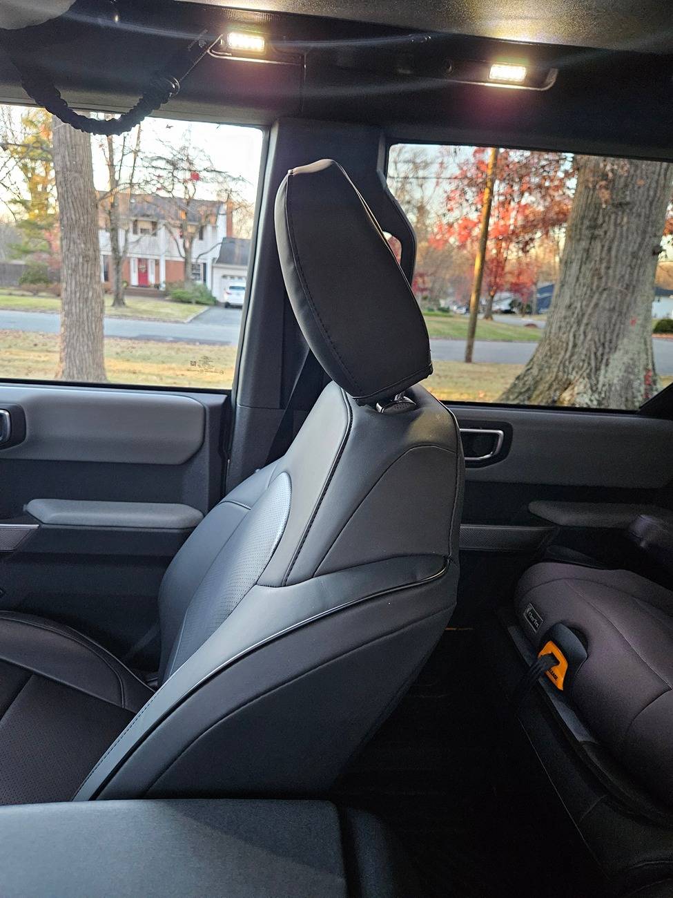 Ford Bronco Wonky headrest 20241112_161649