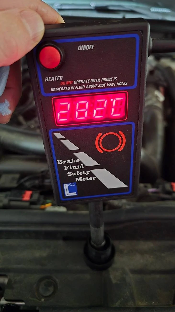 Ford Bronco Secluded Maintenance: Brake Fluid Change 1000004942